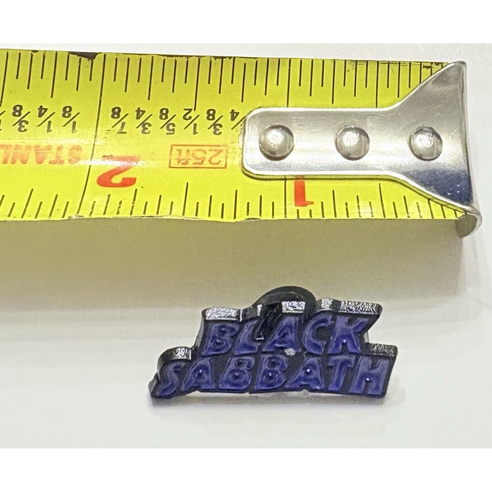 Black Sabbath - Master Of Reality 1" Lapel Pin Ozzy Osbourne - Picture 3 of 3